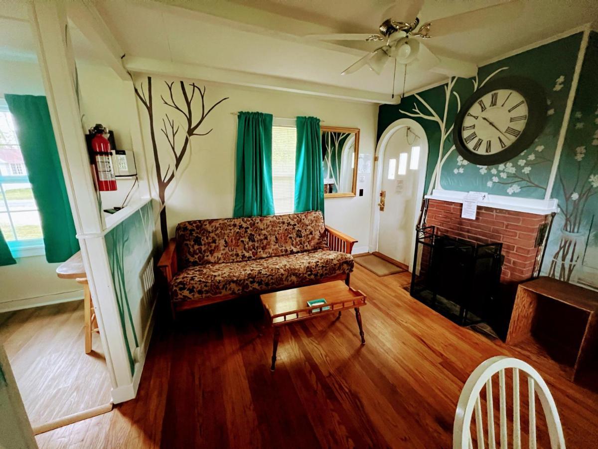 Eden Village Motel And Cottages Bar Harbor Exterior photo